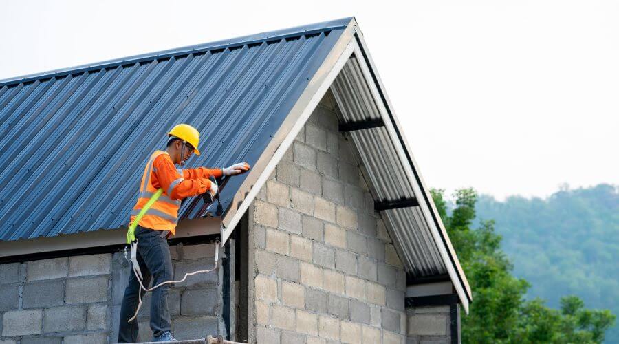 Expert Emergency Roof Repairs services in Junction City, KY